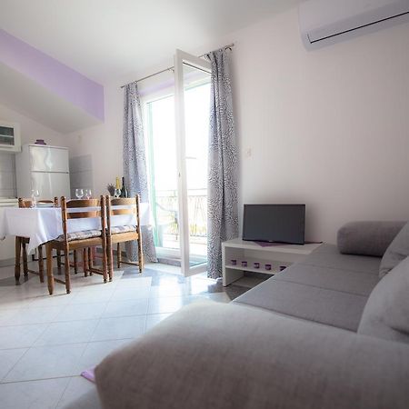 Apartment Family Vodice Esterno foto